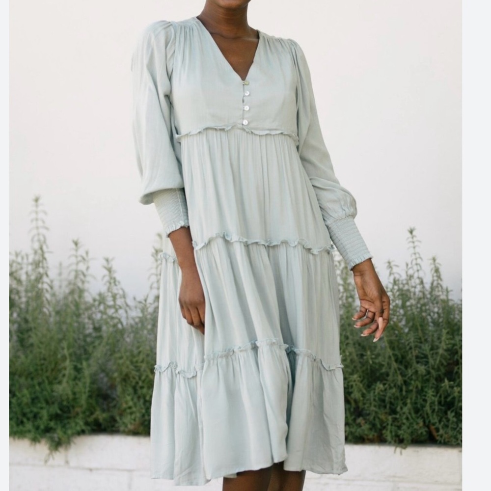Bohemian Prairie Tiered Long Sleeve Midi Dress Sage Green Blue Size Small Modest